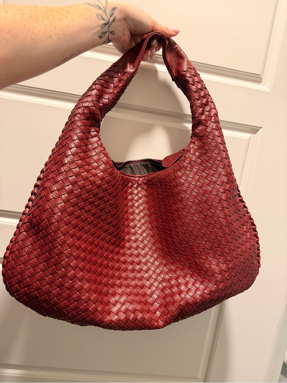 Woven Leather Hobo Bag - Burgundy